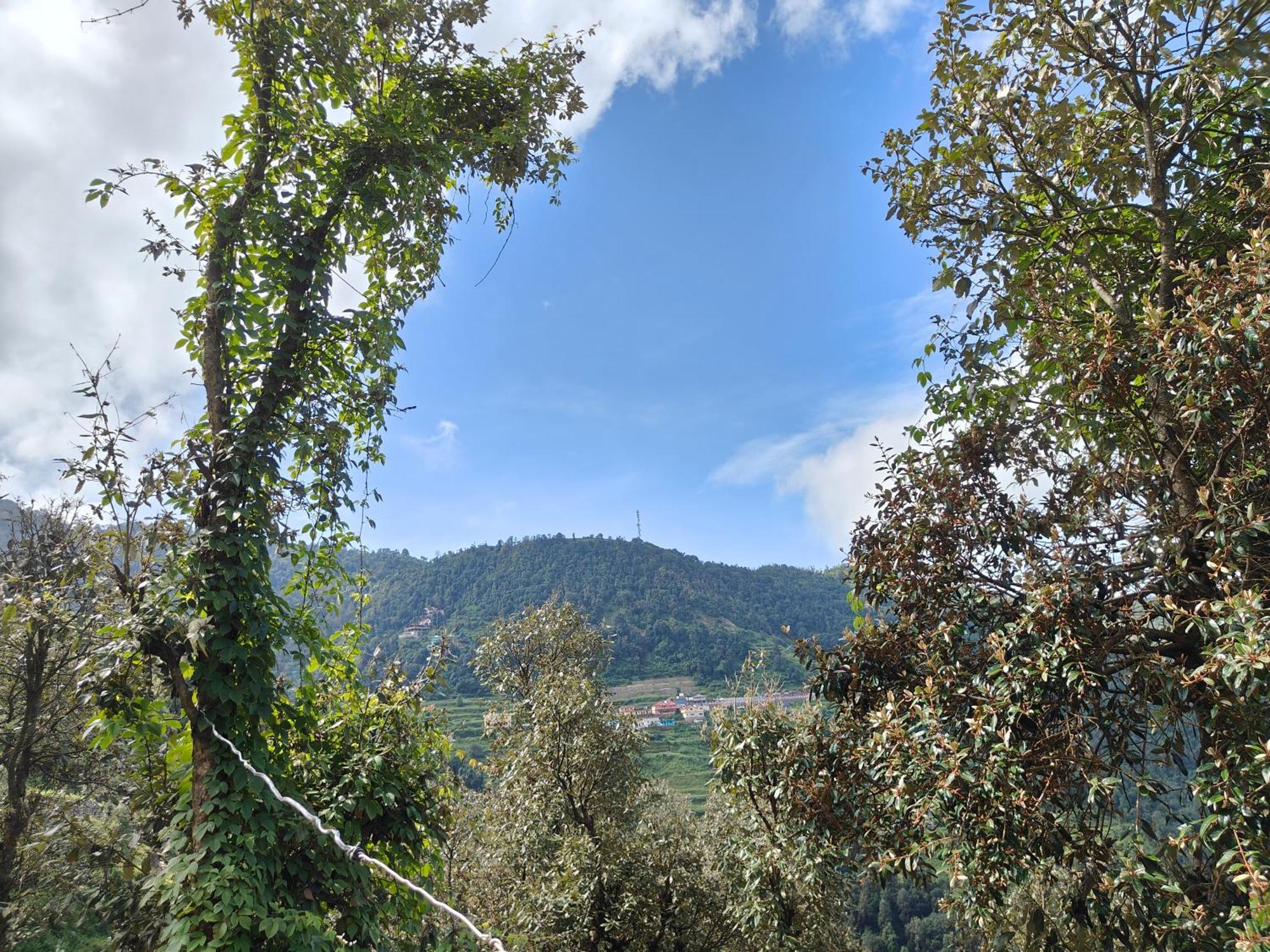 Himwanderer Camps & Cottages Pangot Nainital Exteriör bild