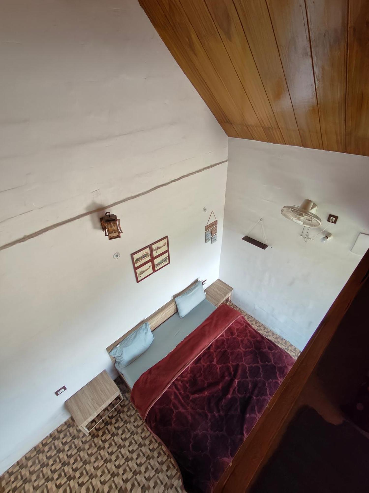 Himwanderer Camps & Cottages Pangot Nainital Exteriör bild