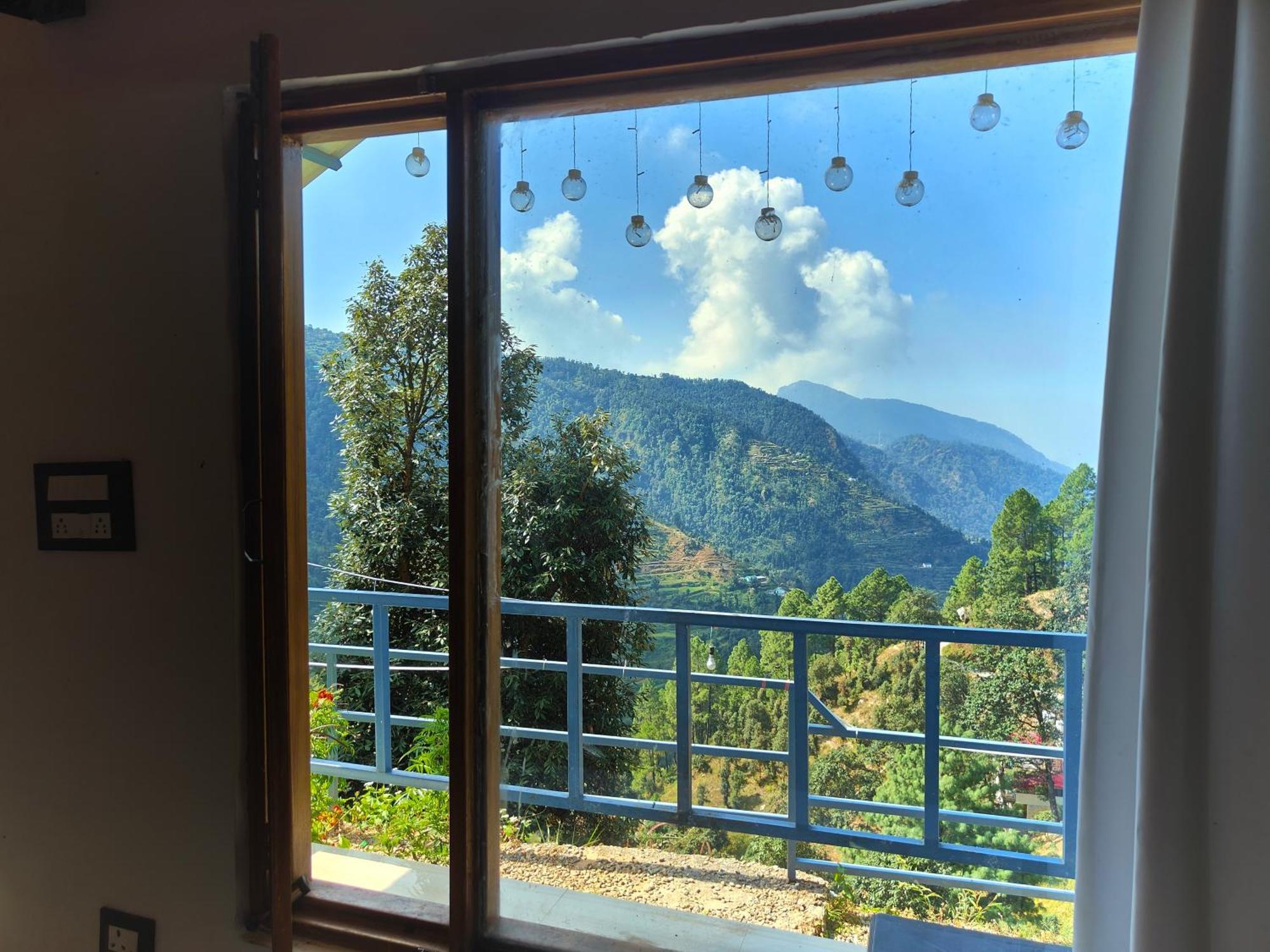 Himwanderer Camps & Cottages Pangot Nainital Exteriör bild