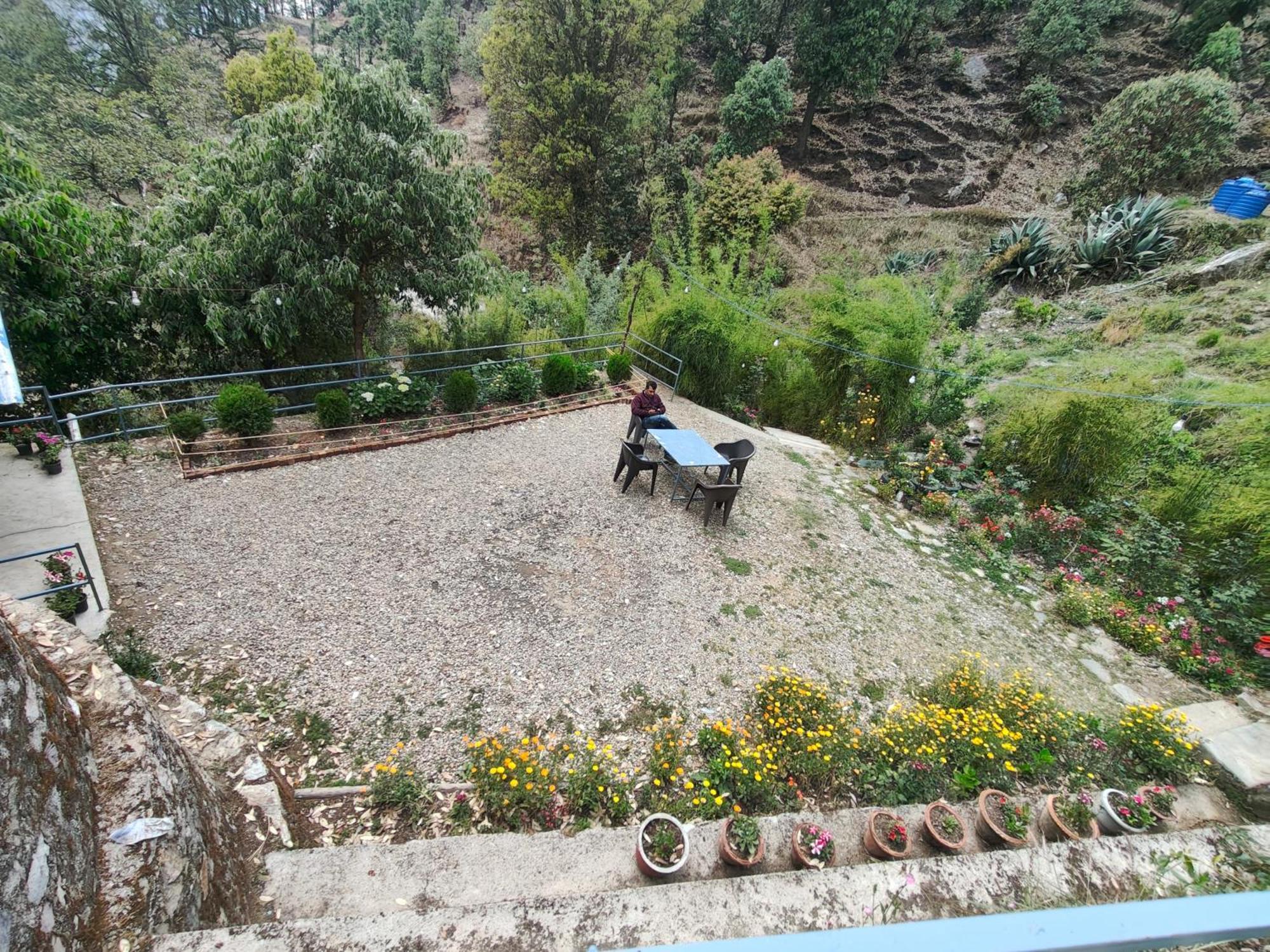 Himwanderer Camps & Cottages Pangot Nainital Exteriör bild